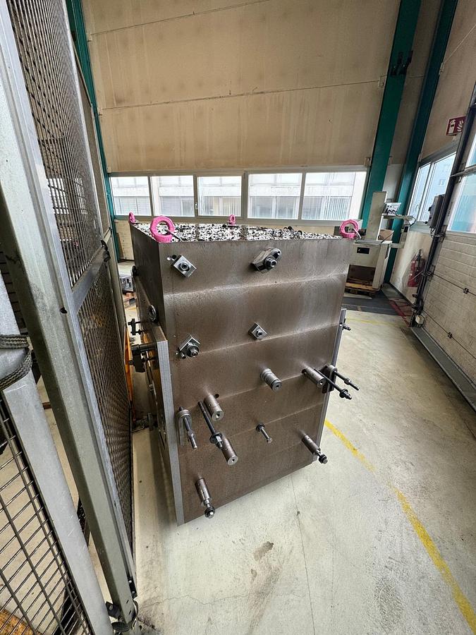 Used 4-ACHSEN BAZ MANDELLI STORM 2500 BJ. 2007