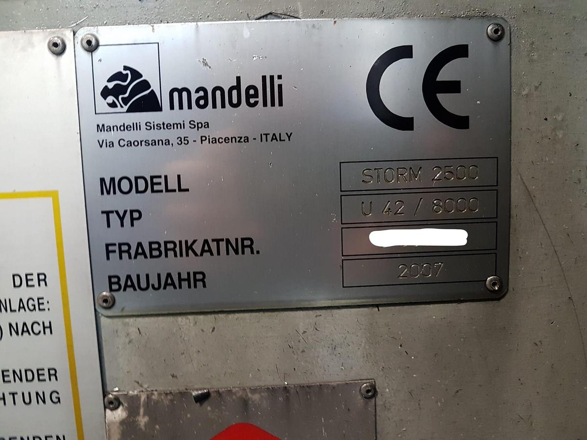 Used 4-ACHSEN BAZ MANDELLI STORM 2500 BJ. 2007