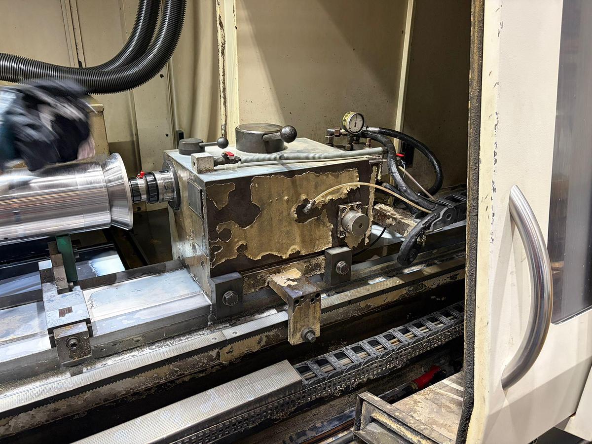 Used CNC Rundschleifmaschine Geibel & Hotz Baujahr 2012 Modell RS 2000 CM DS