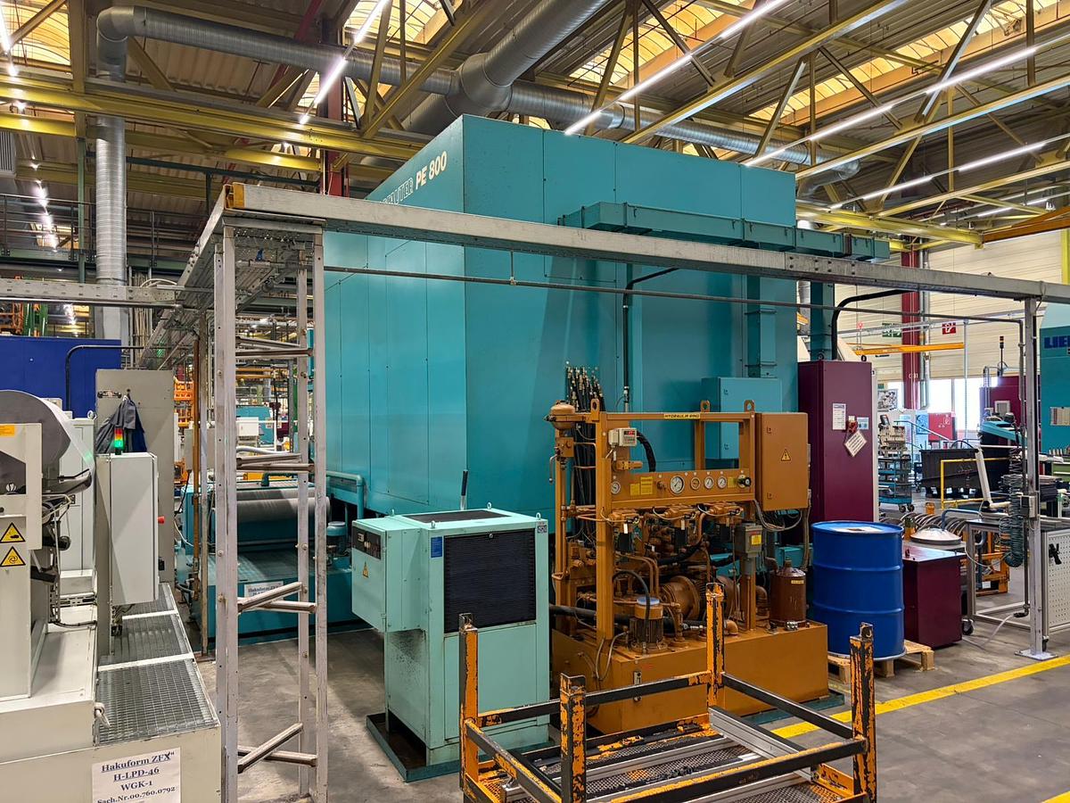 Used CNC ZAHNRAD-ABWÄLZFRÄSMASCHINE PFAUTER PE 800