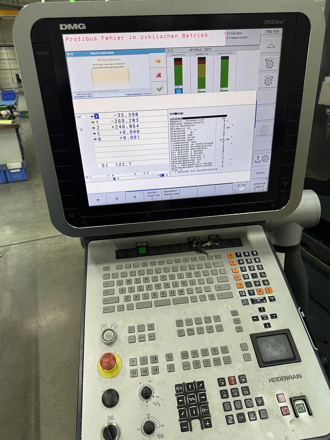 Used DMG MORI 60 eVo inklusive Automation DMG PH 150-8