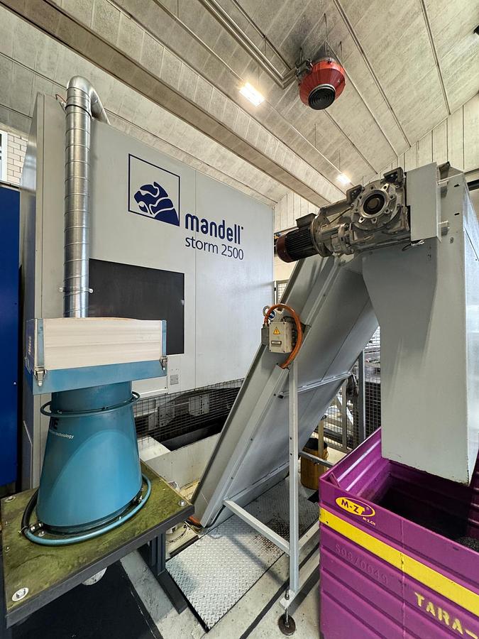 Used 4-ACHSEN BAZ MANDELLI STORM 2500 BJ. 2007