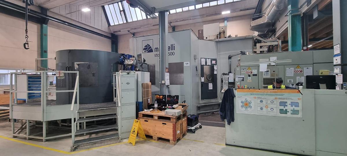 Used 4-ACHSEN BAZ MANDELLI STORM 2500 BJ. 2007