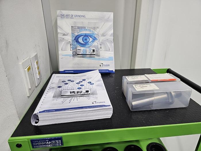 Studer S141 Universal und Innenrundschleifmaschine Baujahr 2023