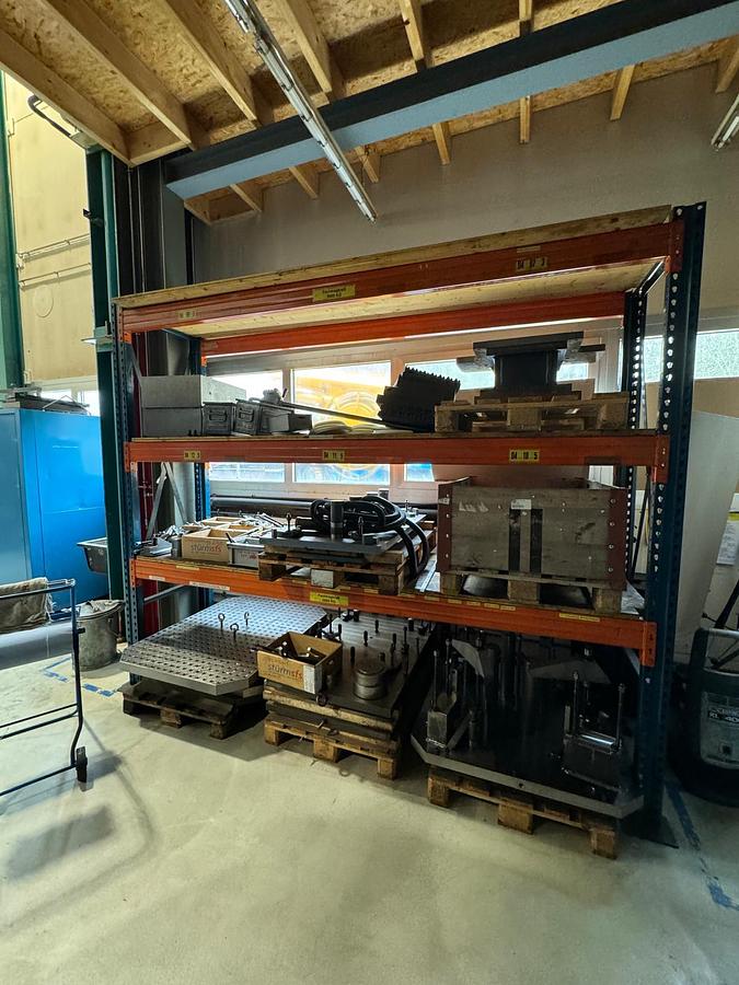 Used 4-ACHSEN BAZ MANDELLI STORM 2500 BJ. 2007