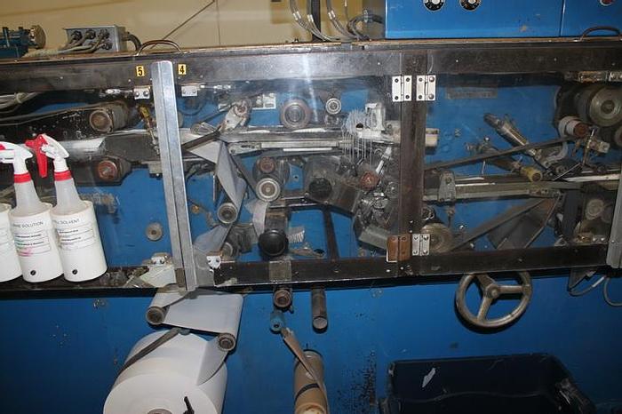 Used JOA SANITARY PAD LINE 10" SUPER 212 FPM