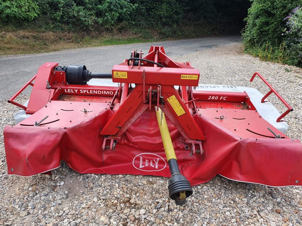 Used 2015 Lely Splendimo 280 FC