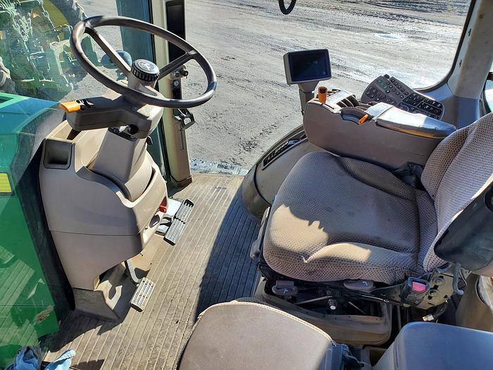 Used 2013 John Deere 7200R Tractor w/ IVT