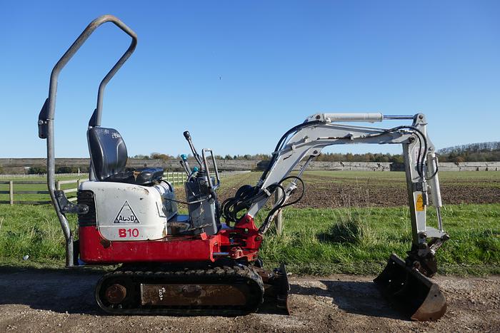 Used 2015 TAKEUCHI TB108