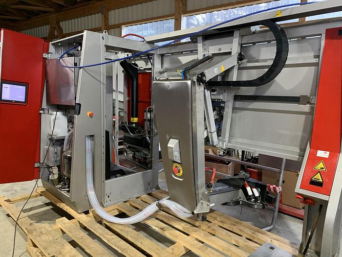 Refurbished 2015 Lely A4 Manger