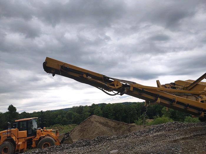 Used Screen Machine  4043TR/ impact crusher