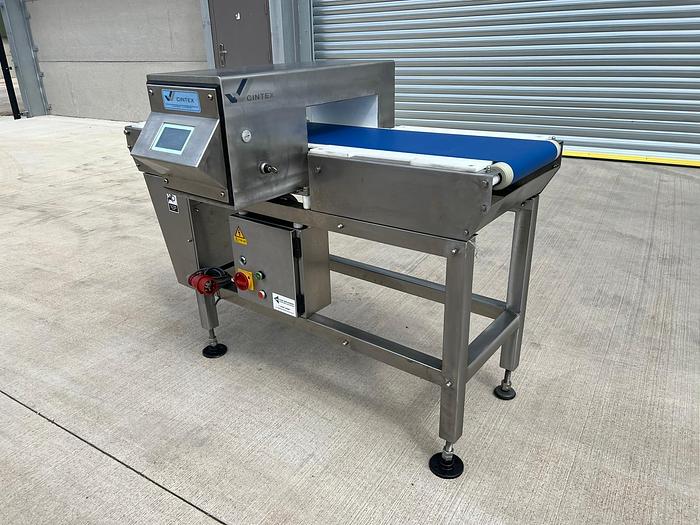 Used CINTEX Metal detector