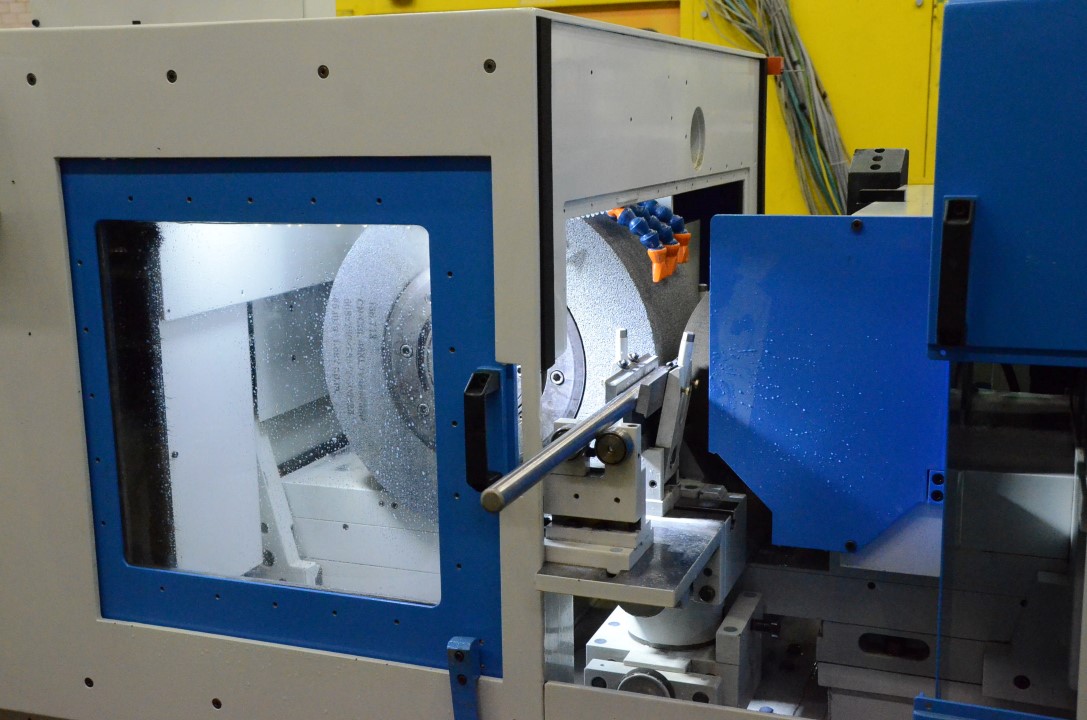 Usado 2003 BOCCA MALANDRONE R 50 CF - CNC Rectificadoras sin centros #4406