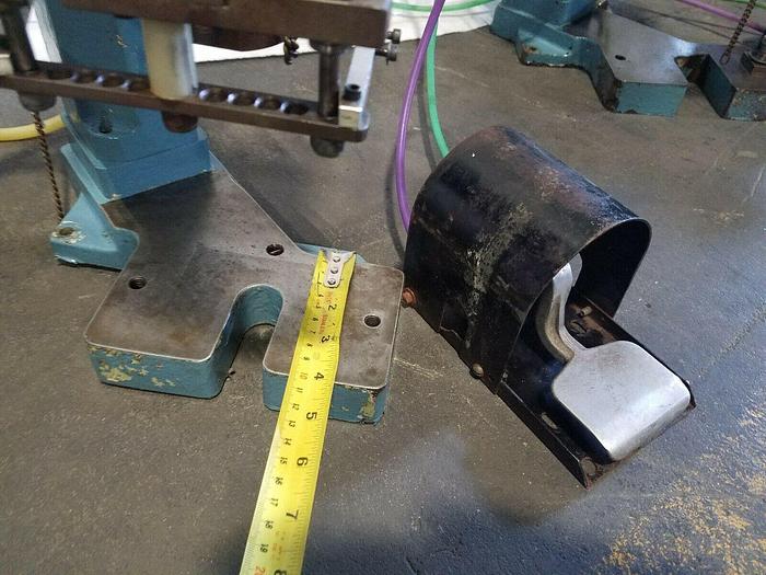 Used Hugold Air Press Stamping Assembly Press Pneumatic in Unknown Condition