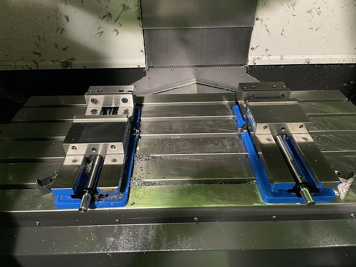 Used 2019 HYUNDAI WIA KF5600 4-Axis CNC Vertical Machining Center