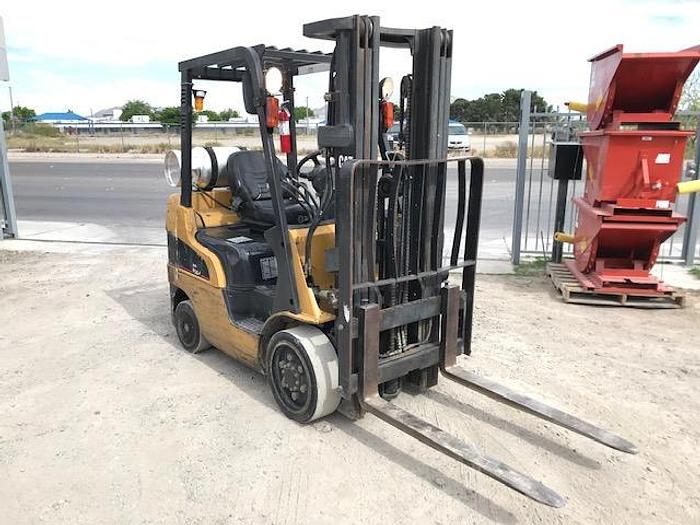 Used 2004 CAT C5000 FORKLIFT
