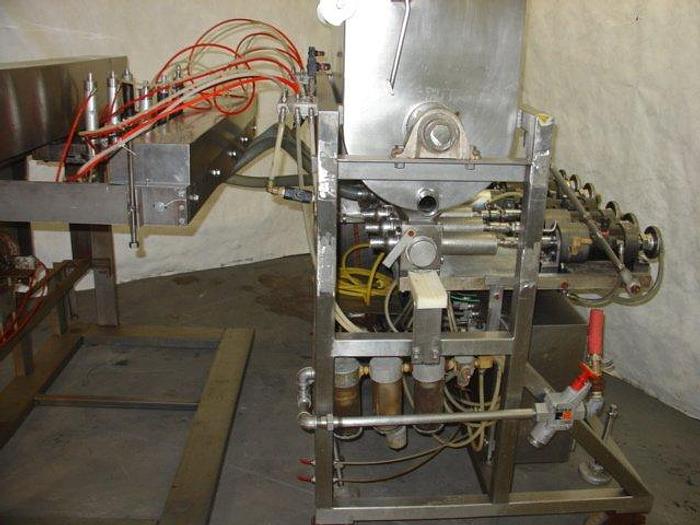 Used Raque 6-Piston Filler/Depositor; Md#BL-60 with Traveling head assembly