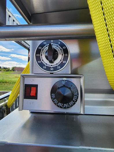 Used VULCAN #G40C, 40 GAL. NATURAL GAS BRAISING PAN/TILTING SKILLET w/ POURING FUNNEL & ARTICULATING 12" X 20" PAN FRAME HOLDER !