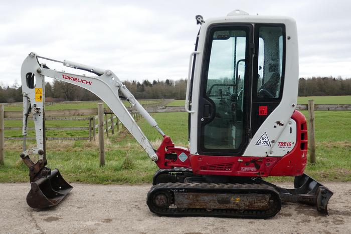 Used 2016 TAKEUCHI TB216