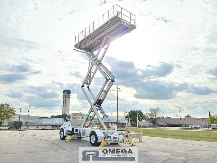 Used 1998 Tesco Freightliner Scissor Lift Truck / Maintenance Lift Truck