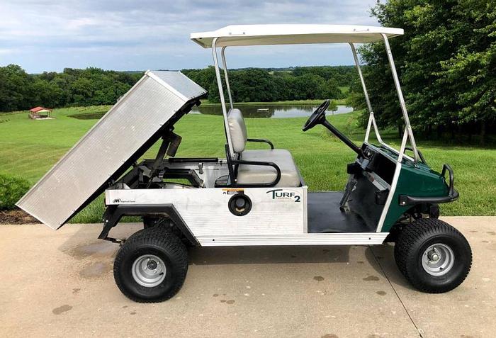 Used 2014 Club Car Turf 2 Carryall