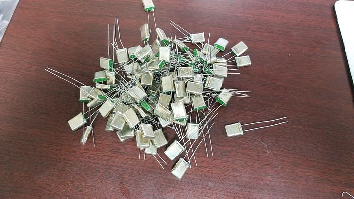 B180DHJ-00 77.250000MHz Crystals Lot of 95 NEW!