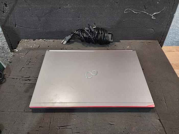 Used Fujitsu Lifebook E756 Laptop i5-6300U 256GB SSD 8GB DDR4 Unit #7