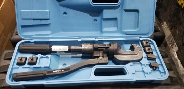 Used Thomas & Betts/Huskie 7-Ton Hydraulic Crimper Unit #1