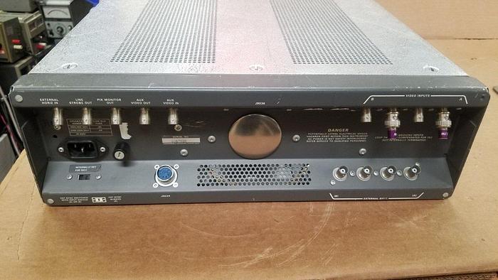 Used Tektronix 1485R Waveform Monitor Powers UP!