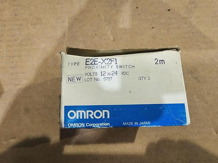 OMRON E2E-X2F1 Proximity Switch NEW!