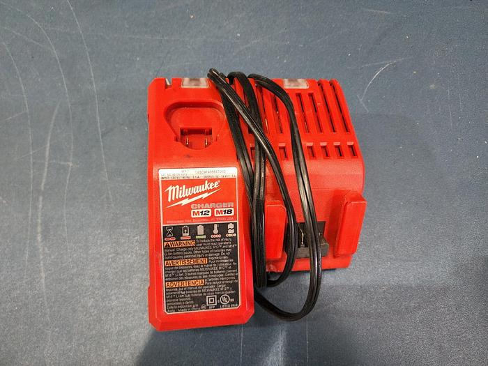 Used Milwaukee 48-59-1812 Dual Charger