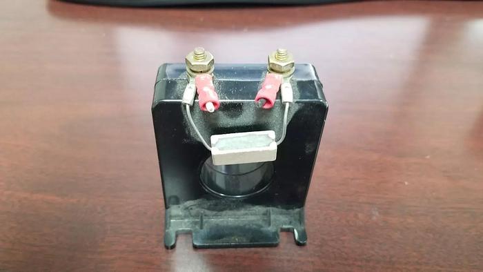 Used ABB 100:5A CAT.2SFT-101 RF 2.0 ACC CLASS Current Transformer