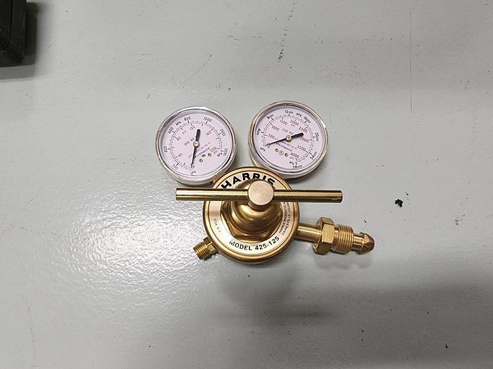Used Harris 425-125 Gas Regulator Gage Set