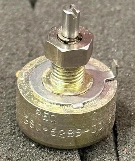 PEC 380-6265-00 2.5MEGOHM Variable Resistor Potentiometer GOOD