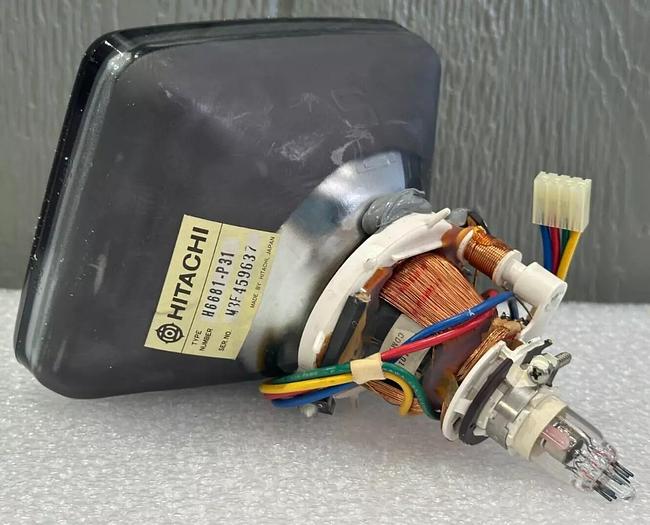 Used Tektronix T7400 CRT Display 154-0656-00 *NEW*