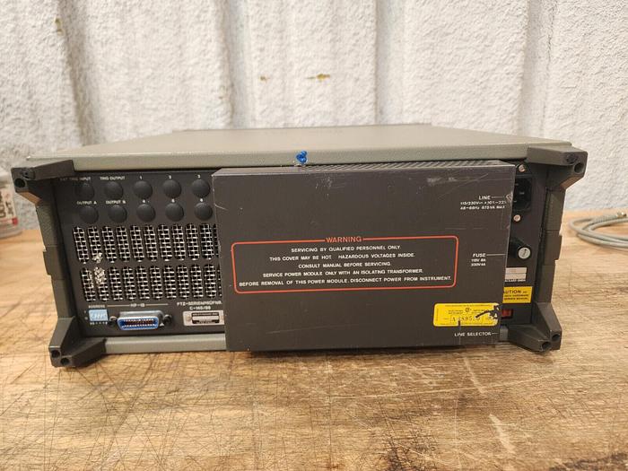 Used HP/Agilent 8161A Programmable Pulse Generator Option 020