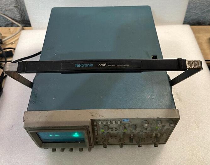 Used Tektronix 2246 100MHz Oscilloscope *READ*