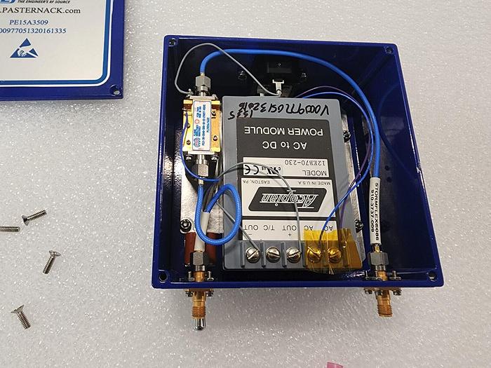 Used Pasternack PE15A3509 Broadband High Gain Amplifier 20-40GHz 220VAC 30dB Gain NEW