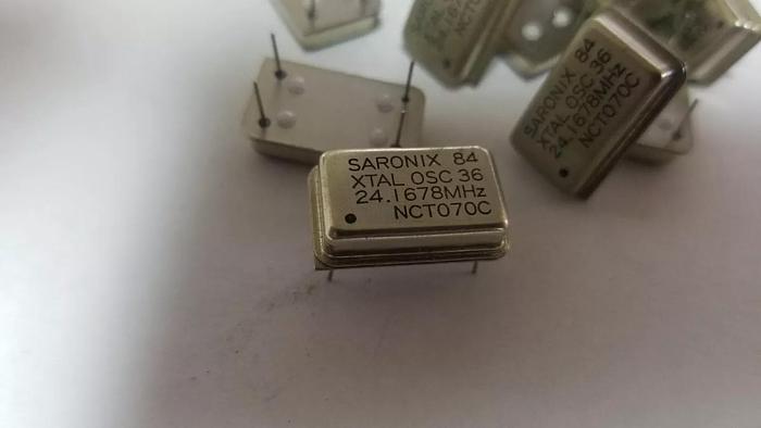 SARONIX NCT070C 24.1678MHz Crystal Oscillator Lot of 19 NEW!