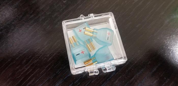 Tektronix 016-1884-00 Square Pin Adapter Set of 4 NEW!
