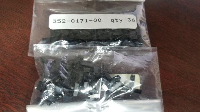 Tektronix 352-0171-00 Clip Lot of 36 NEW!