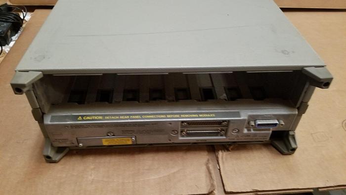 Used HP 70000 Series Mainframe #2 Good!