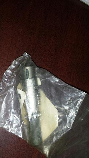 Tektronix 131-013-00 Connector NEW!