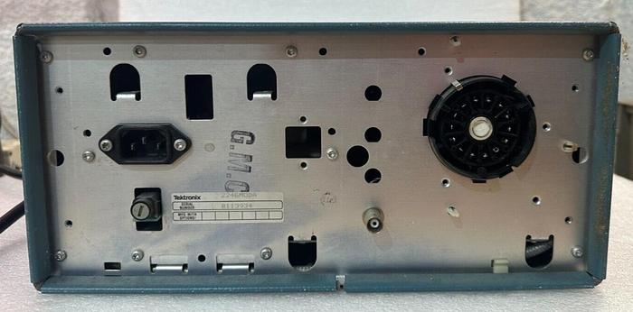 Used Tektronix 2246 100MHz Oscilloscope *READ*