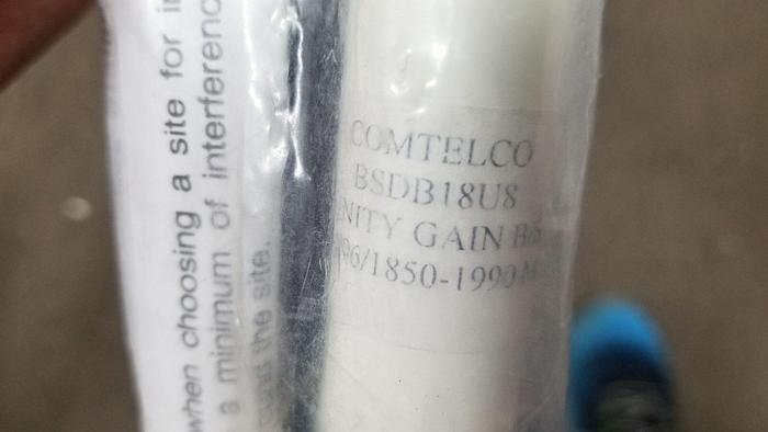 COMTELCO BSDB18U8  825-896/1850-1990MHz Unity Gain Antenna NEW!