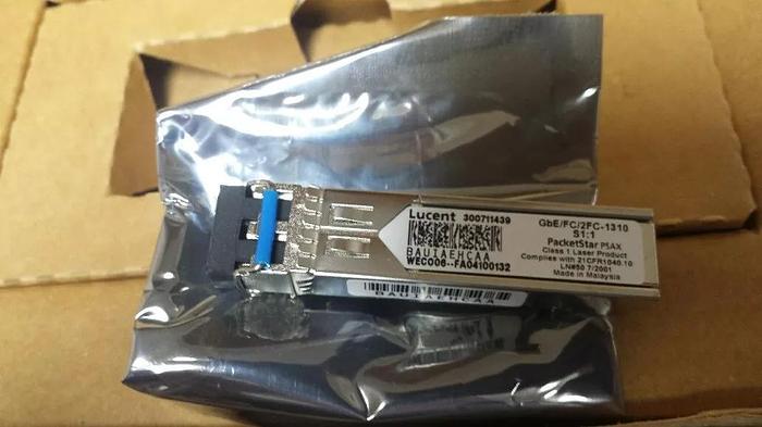 Lucent 300711439 SFP Module GbE/FC/2FC-1310 NEW!