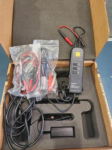 Used Tektronix P5200A 50MHz High Voltage Differential Probe Tested Good