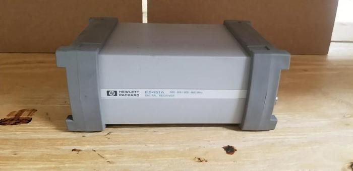 Used HP E6451A 880-915/925-960MHz Digital Receiver