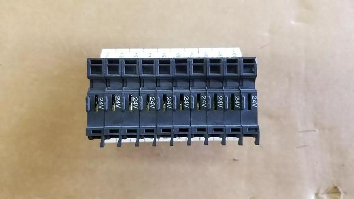 Used Phoenix Contact Type UT 6-HESI Terminal Blocks Lot of 10