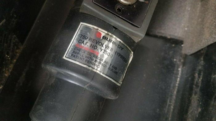 Used BURNDY Y750-2 Revolver Hypress Crimper with 1 Die Set Unit #5 GOOD!!